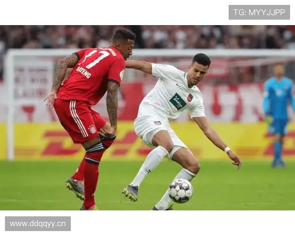 拜仁慕尼黑高位压迫防线频繁被打穿,当前赛季防守稳定性面临考验