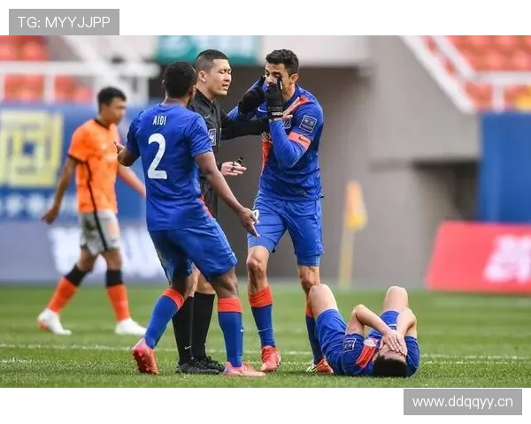 申花中场控球节奏受限,阶段性表现被动对赛季走势形成制约